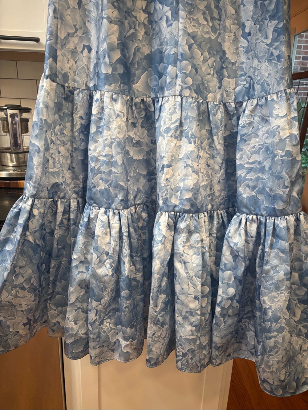 new Sachin and Babi Rori v neck mikado tiered gown in hydrangea blooms blue - Picture 7 of 9